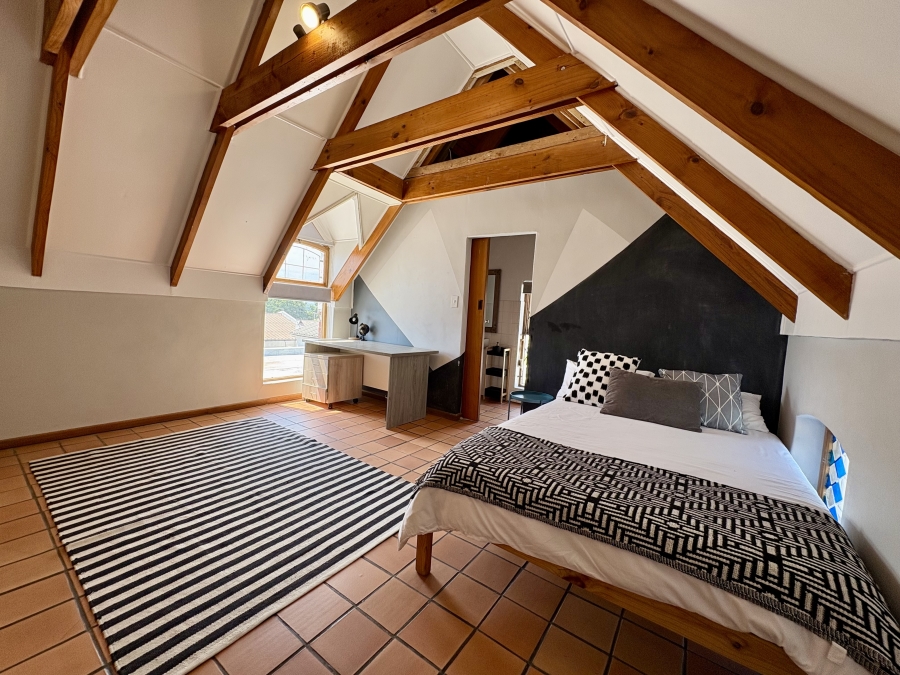 4 Bedroom Property for Sale in Hoog En Droog Western Cape